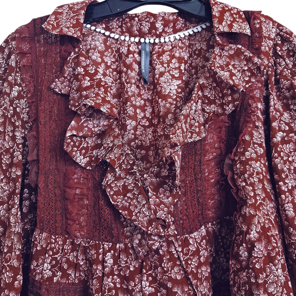 By Anthropologie Ruffled V Neck Floral Popover Blouse Lace Trim Size XS - Picture 4 of 8